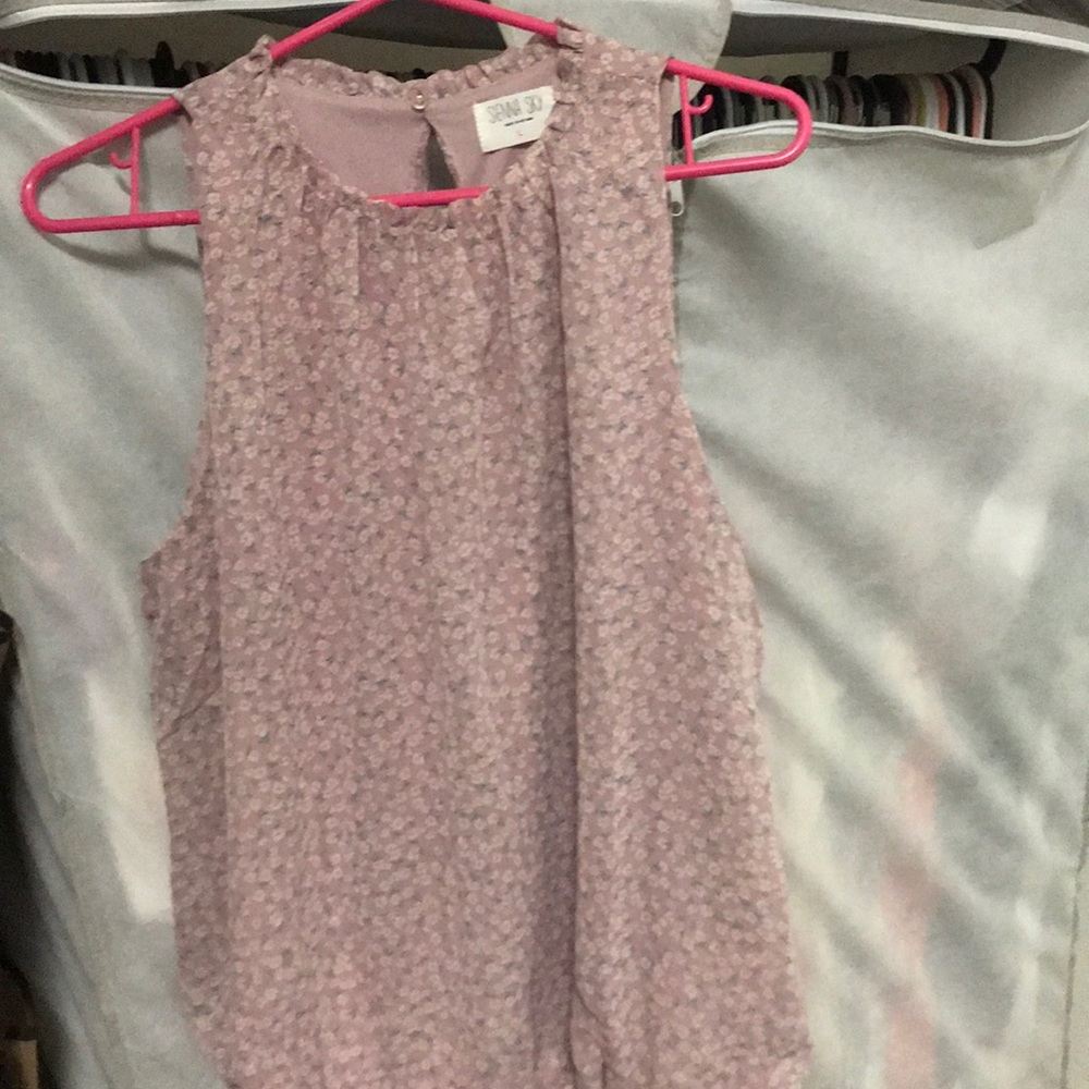 Pink flower top